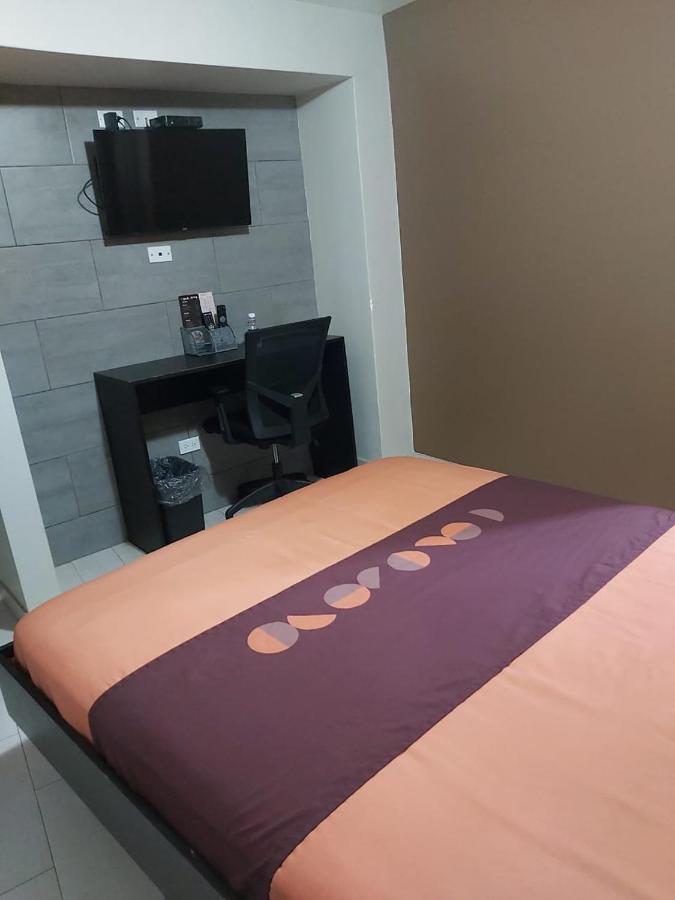 Hotel Casa Cacho Tijuana Zewnętrze zdjęcie